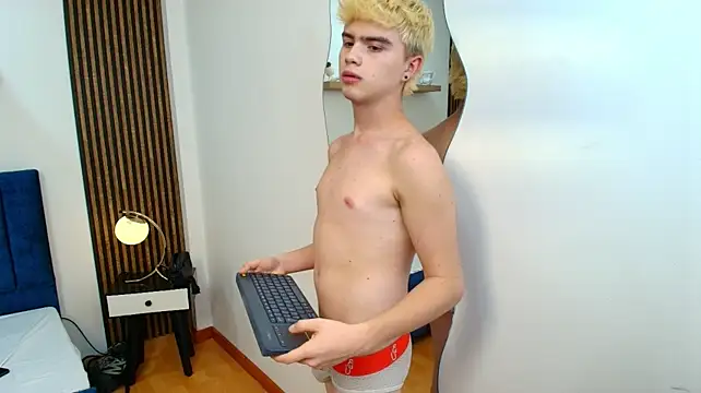 Živý XXX chat Ian_Stone