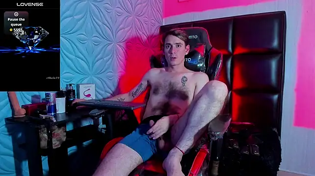 Chatroom XXX en direct de Mikesub_