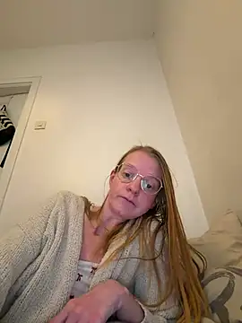 Онлайн чат XXX jannis1992
