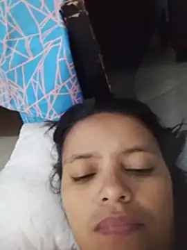 selena_foxy's Live XXX Chat