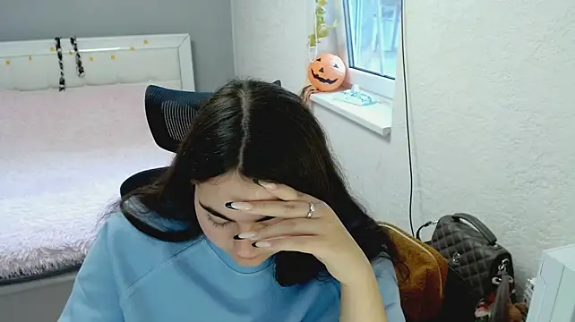 Chat +18 de kitsune_8 ao vivo