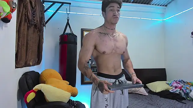 Bull__fit Live XXX Chat