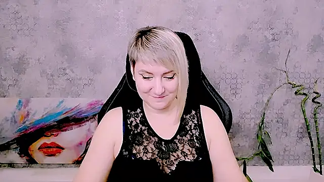 دردشة Djullia الجنسية المباشرة