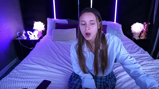 TinyNatalie Live XXX-chat