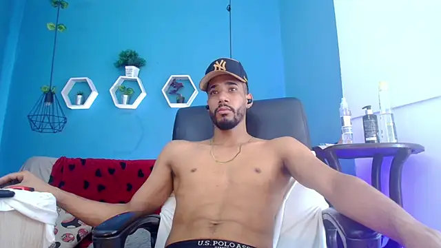 Ehkay_n Live XXX chat