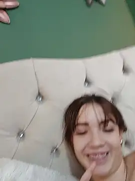 Chat XXX en directo de princess_petitte18