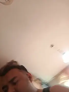 ozantkts 라이브 XXX 채팅