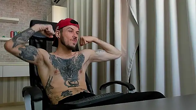JonahShaw Chat XXX in diretta