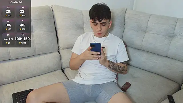 عرض كام jey_salvatore