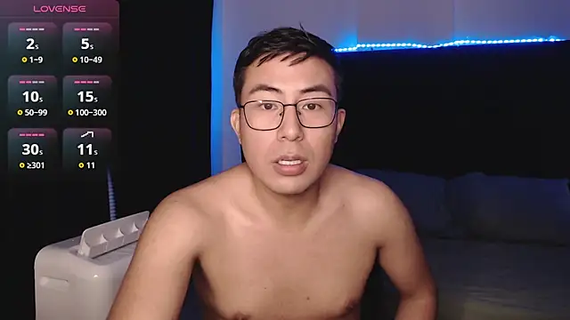 andrewmhilton_ XXX чат на живо
