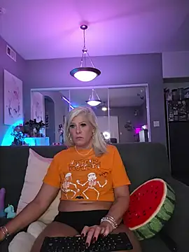 Lexi_Shocker Adlı Modelin Canlı XXX Sohbeti