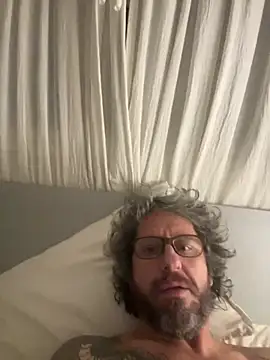 Guloiok's Live XXX Chat