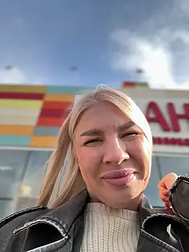 NewLale Adlı Modelin Canlı XXX Sohbeti