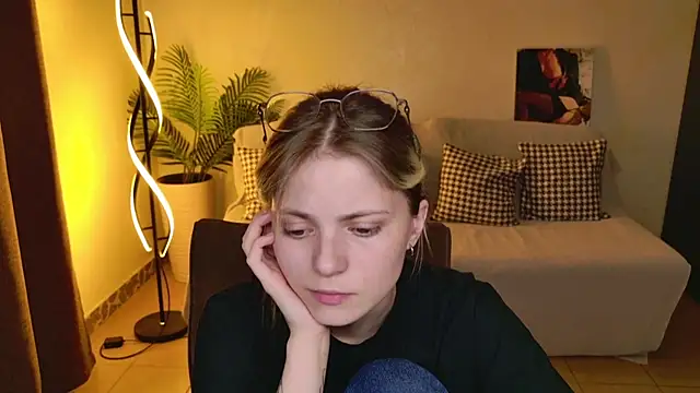 צ'אט XXX בשידור חי של LisaRainbow