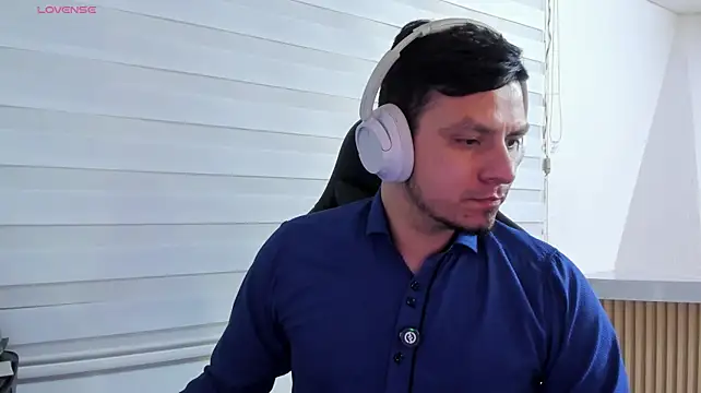 Chat +18 de Rick_Adams ao vivo