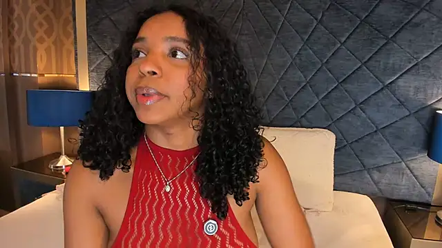 Chat +18 de LisaMendez ao vivo