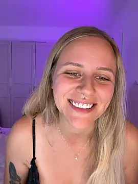Chat XXX Live lunawolf21