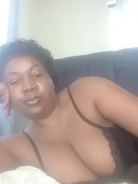 Chat +18 de SassyAss_Coco ao vivo