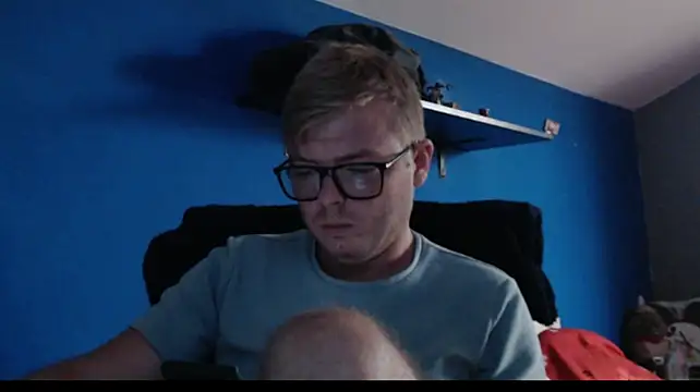 blondeboy92 Live XXX Chat