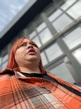 Chat +18 de OdriBigBoobs7671 ao vivo