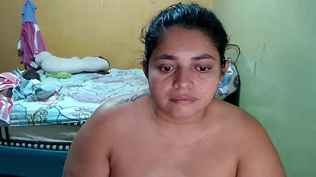 yulieth_bbw's Live XXX Chat
