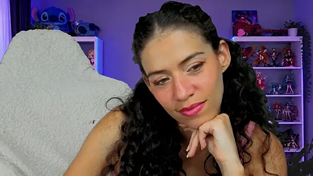 daniela_rivasthl's Live XXX Chat