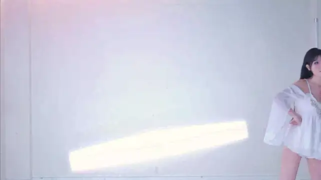 IVE-111 Live XXX-chat