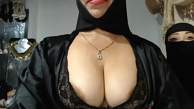 nadia__abaud Adlı Modelin Canlı XXX Sohbeti
