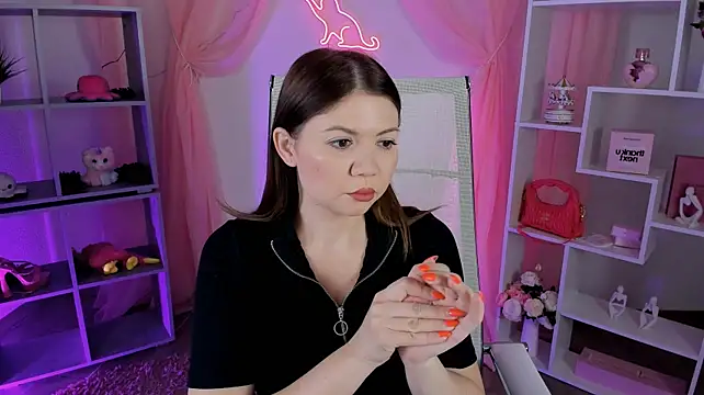 ElaraWynne Chat XXX live