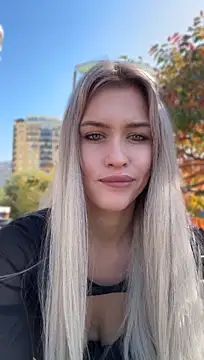Chat +18 de KikiWatson ao vivo