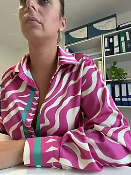 Živý XXX chat Hii_Lolla