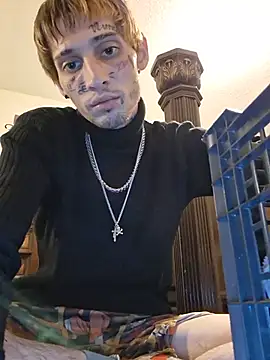 CamsWRLD Show in webcam