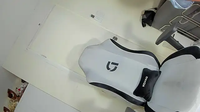 Živý XXX chat Lovable_with_bigsurprise