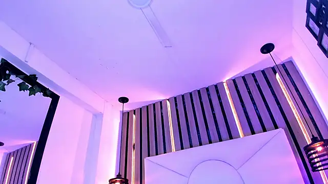 Czat XXX na żywo – MiaRaven_