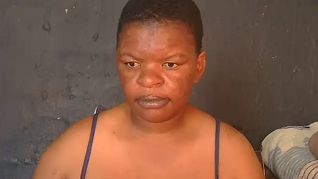 ebony_rose11: απευθείας συνομιλία ΧΧΧ
