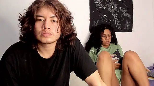 hothoneychile Chat XXX in diretta