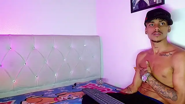 Angel_foxc13 Adlı Modelin Canlı XXX Sohbeti