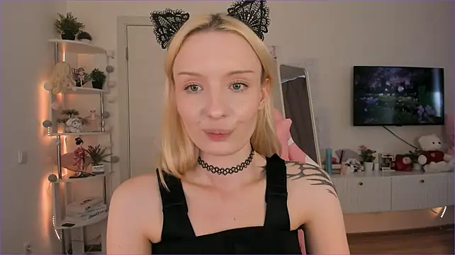دردشة Tiffany_Paw الجنسية المباشرة
