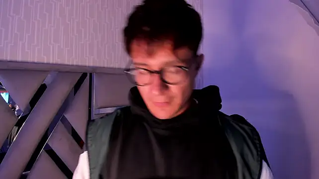 Hassbyd XXX чат на живо