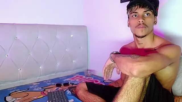 Chatroom XXX en direct de Angel_foxc13