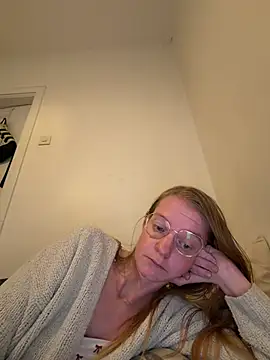 jannis1992 webcam show