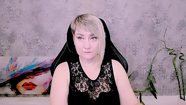 Czat XXX na żywo – Djullia