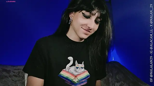 Nalan__のライブXXXチャット