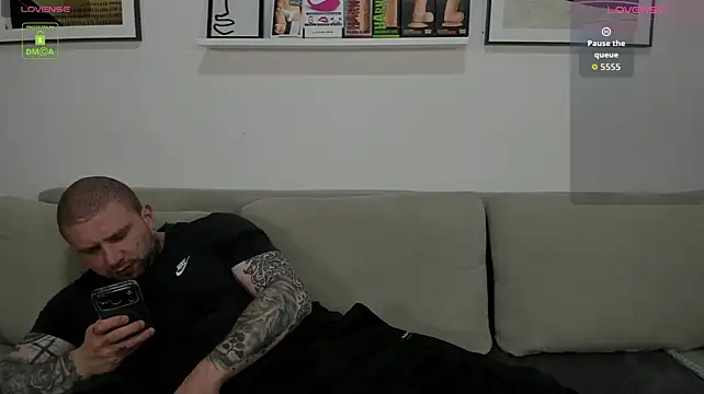Gerard_Finbar Live XXX Chat