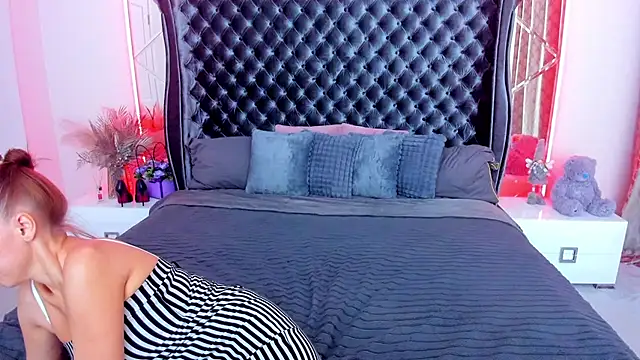 XXX chat uživo modela Rebecca_Diamond