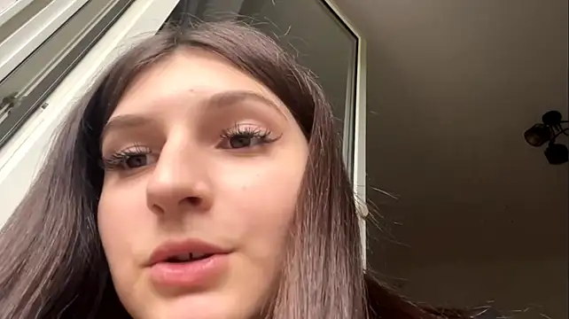 XXX chat uživo modela SpanishRooter