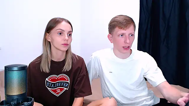 juliaanddima: онлайн-секс-чат