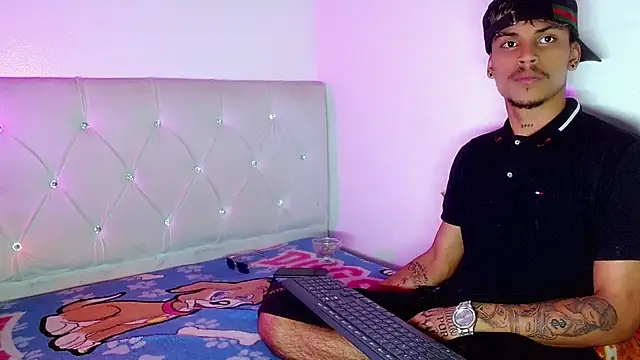Angel_foxc13 Adlı Modelin Canlı XXX Sohbeti