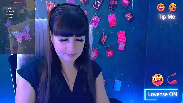 XXX chat uživo modela Violla_My