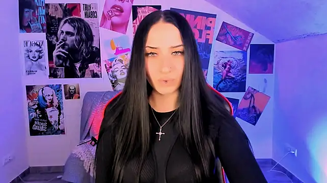 Chat XXX en directo de MonicaLowes